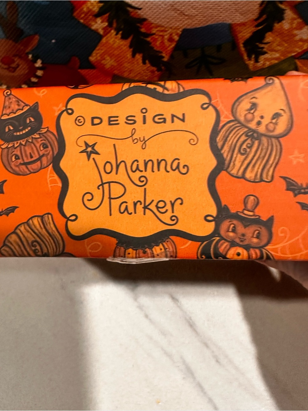 NIB Johanna Parker 2026 Sweetheart Ceramic Ghost Salt & Pepper Shakers Halloween - Picture 3 of 4